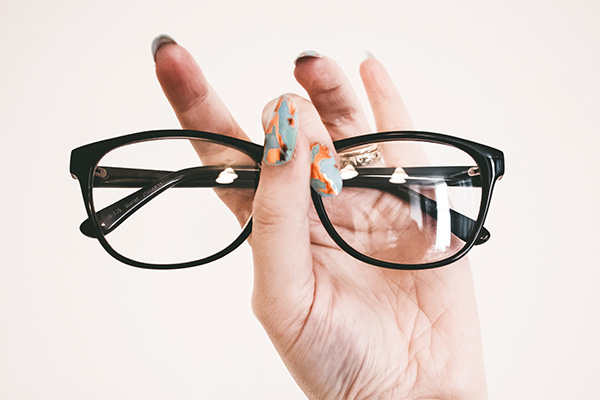 Buy eyeglass frames Bradford and Barrie